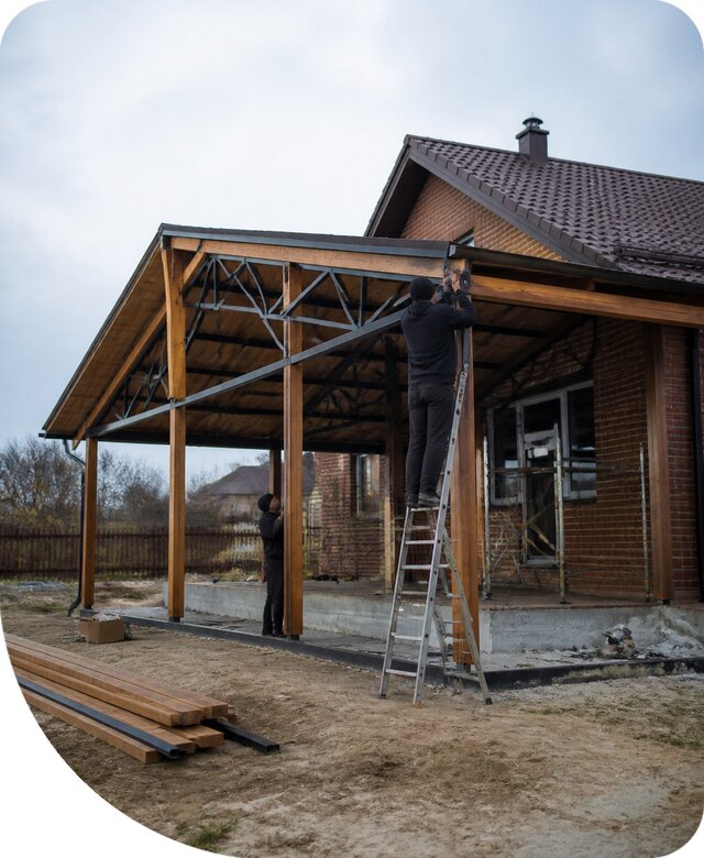 Пристройка навеса к дому и участку в Нижневартовске под ключ